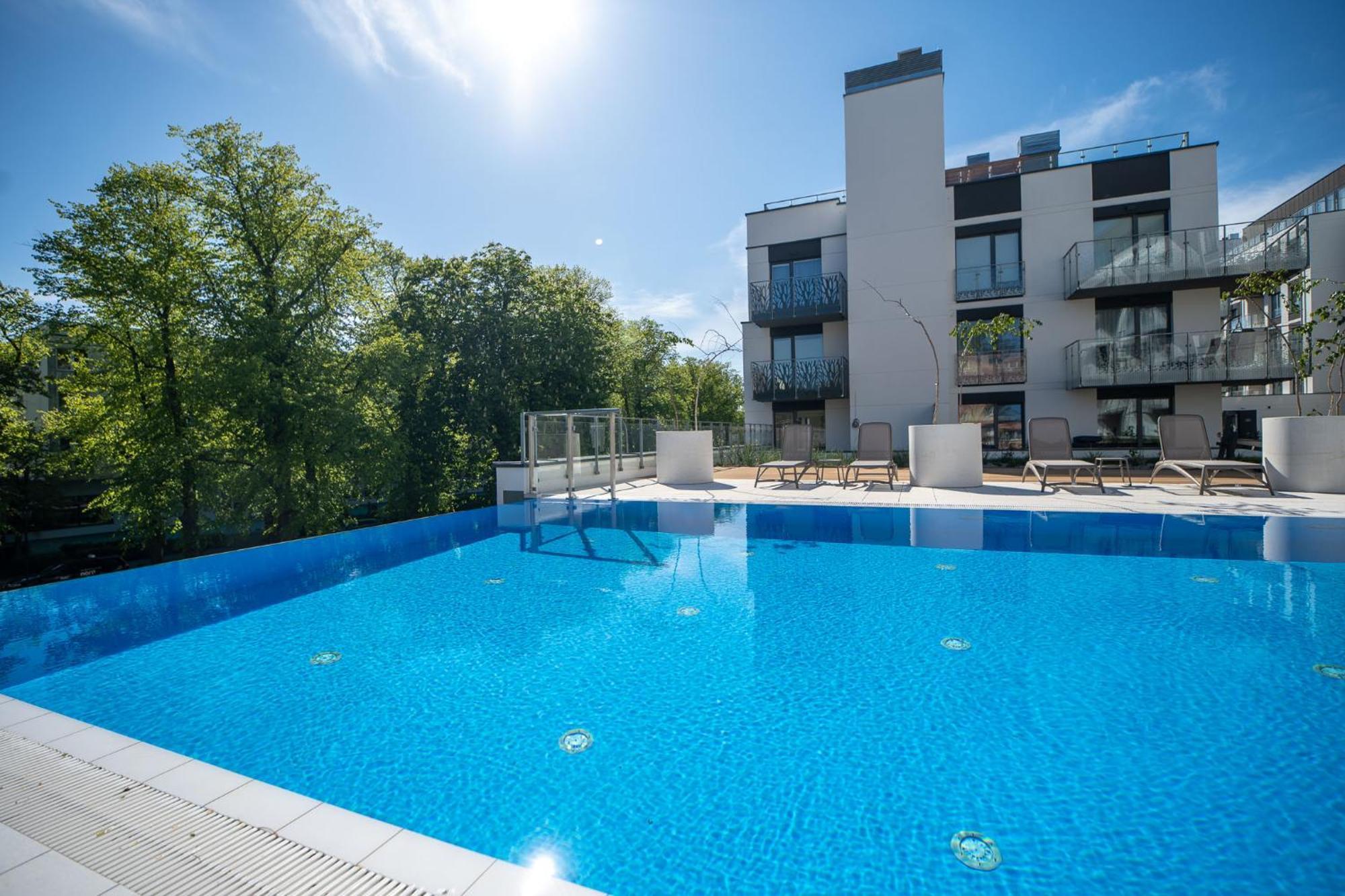Faro Apartamenty Nadmorskie Tarasy Spa Przy Latarni I Molo Baseny, Sauny, Fitness I Parking W Cenie Kołobrzeg Exteriör bild