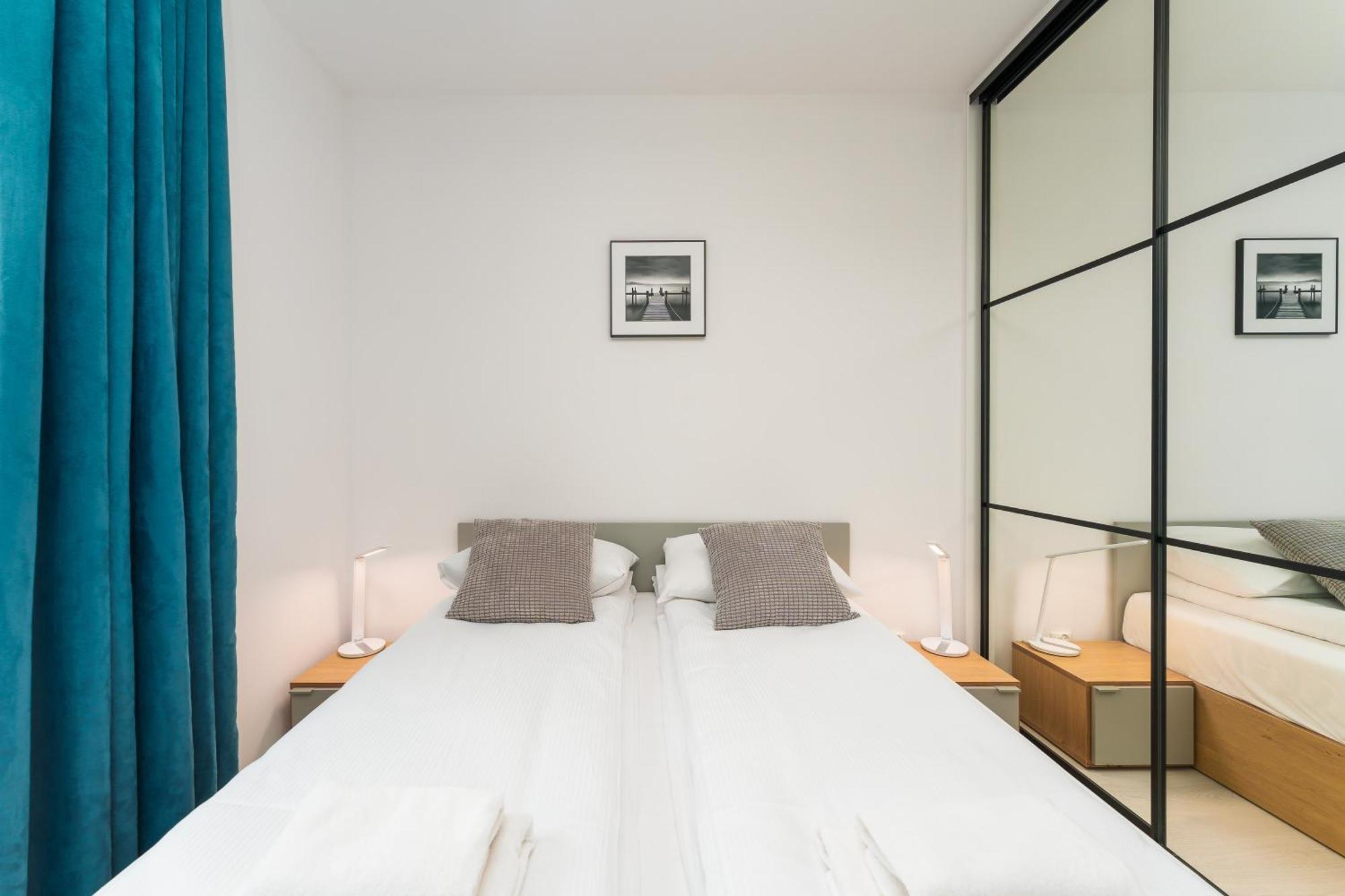 Faro Apartamenty Nadmorskie Tarasy Spa Przy Latarni I Molo Baseny, Sauny, Fitness I Parking W Cenie Kołobrzeg Rum bild
