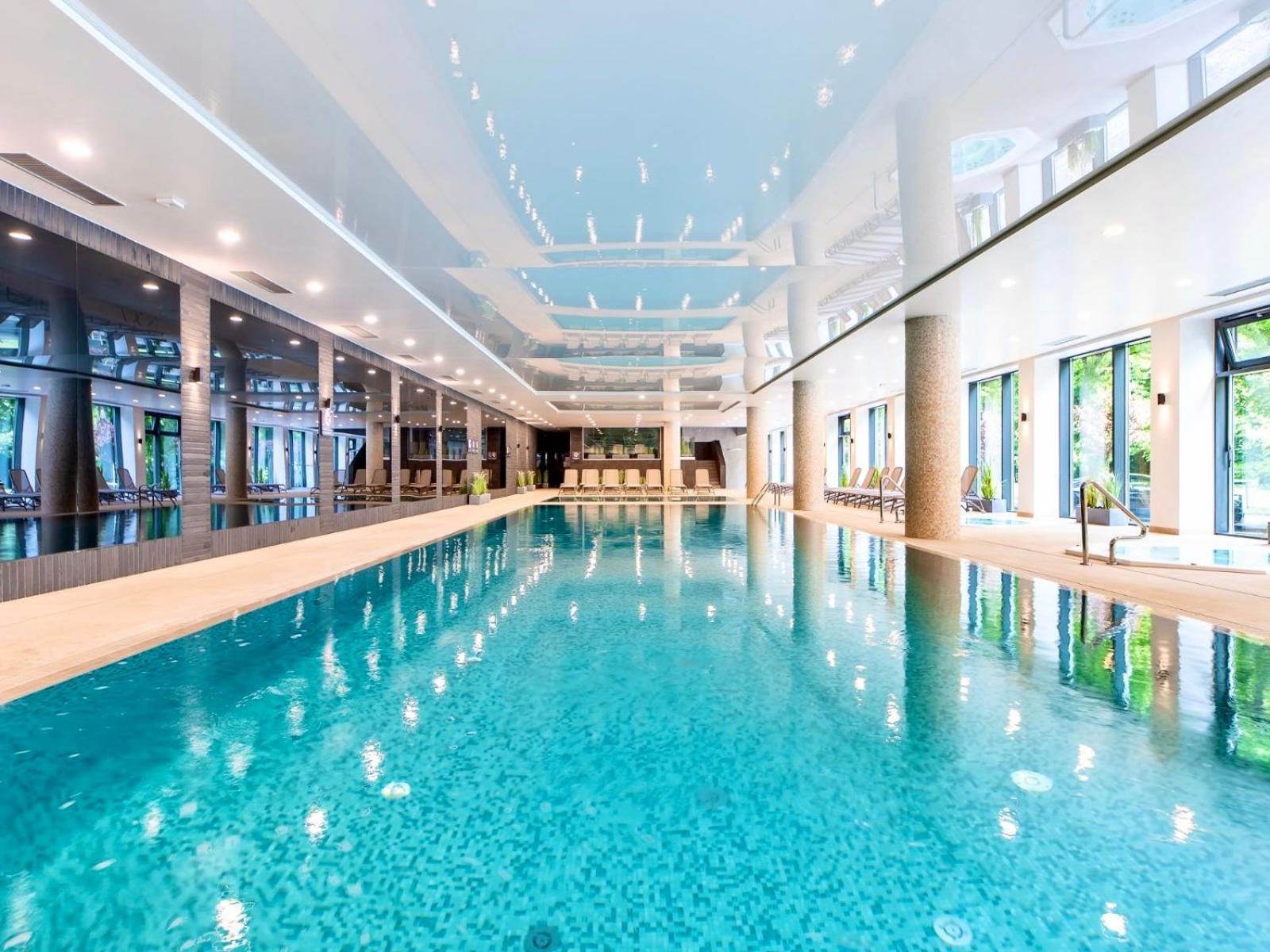 Faro Apartamenty Nadmorskie Tarasy Spa Przy Latarni I Molo Baseny, Sauny, Fitness I Parking W Cenie Kołobrzeg Exteriör bild