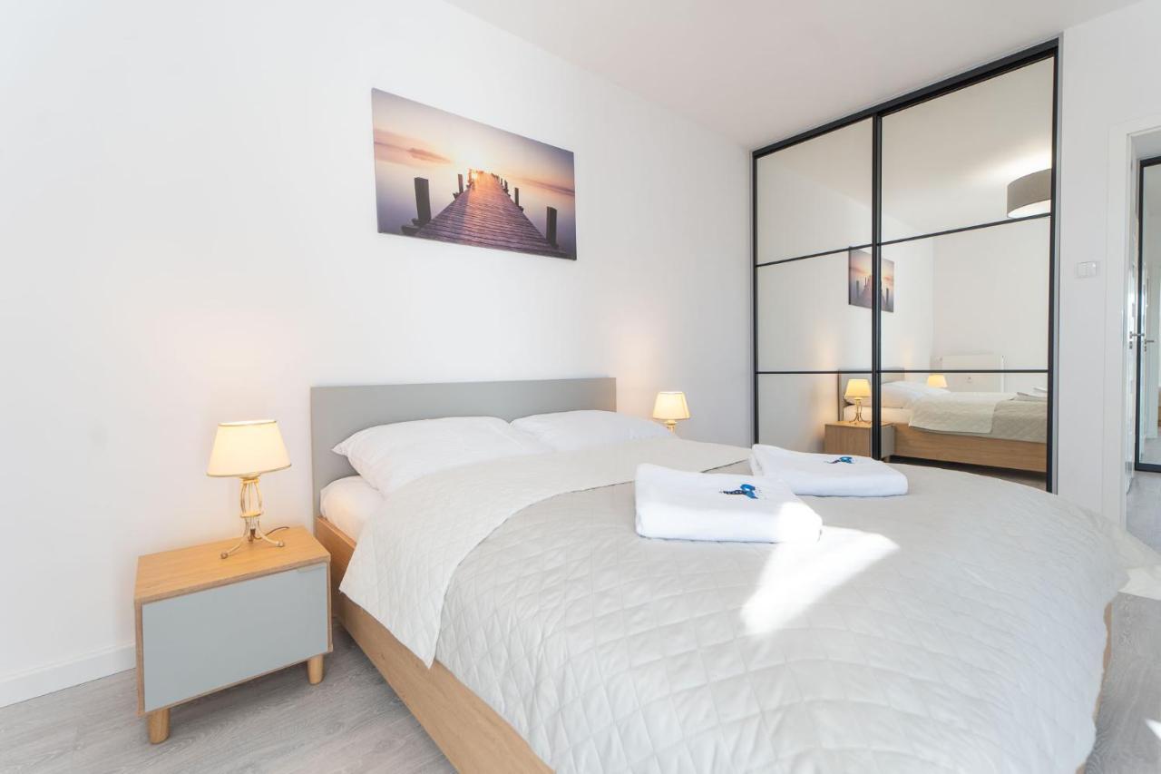 Faro Apartamenty Nadmorskie Tarasy Spa Przy Latarni I Molo Baseny, Sauny, Fitness I Parking W Cenie Kołobrzeg Exteriör bild